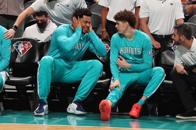 击败排名更 击败排名更