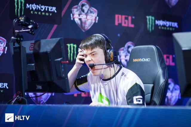 通过传递和 通过传递和